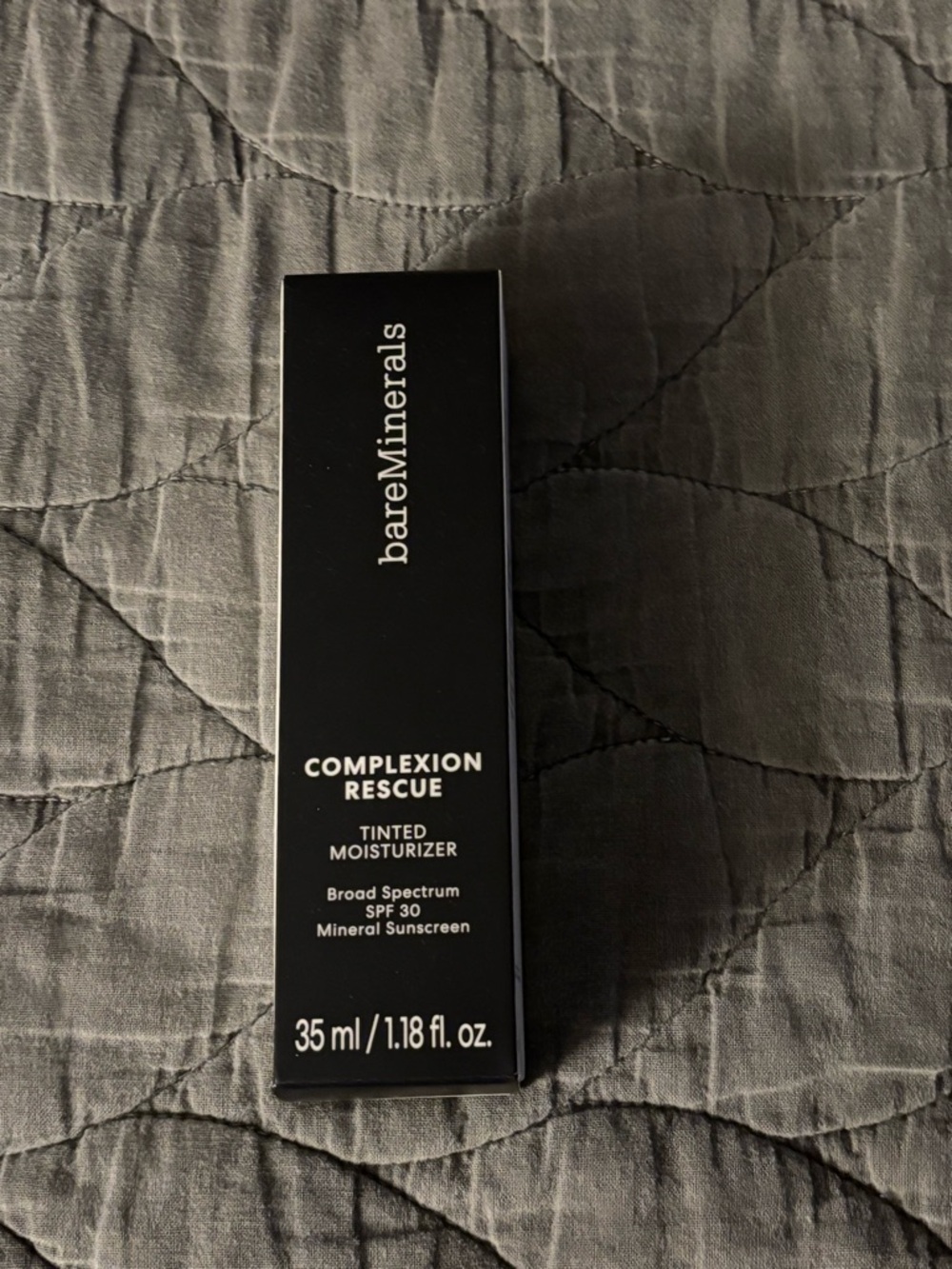 NEW bareMinerals Complexion Rescue Tinted Moisturizer SPF 30 (Vanilla 02)